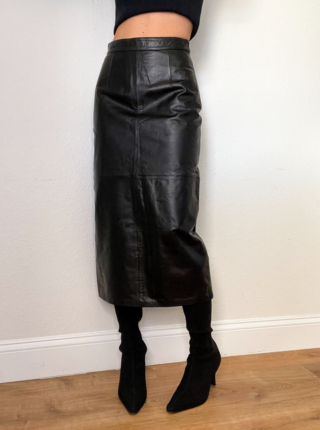 Black leather Midi Skirt (XS)