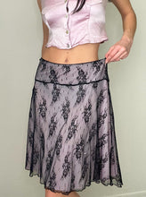 Load image into Gallery viewer, Pink and Black Lace Y2K Skirt (L)
