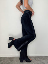 Load image into Gallery viewer, Black Suede Leather Y2K Flare Pants (L)
